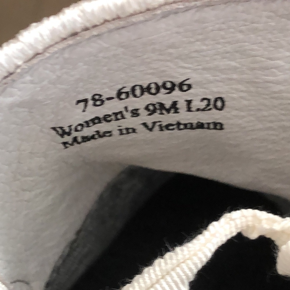 J&M Women’s mesh walking shoes - Picture 6 of 6